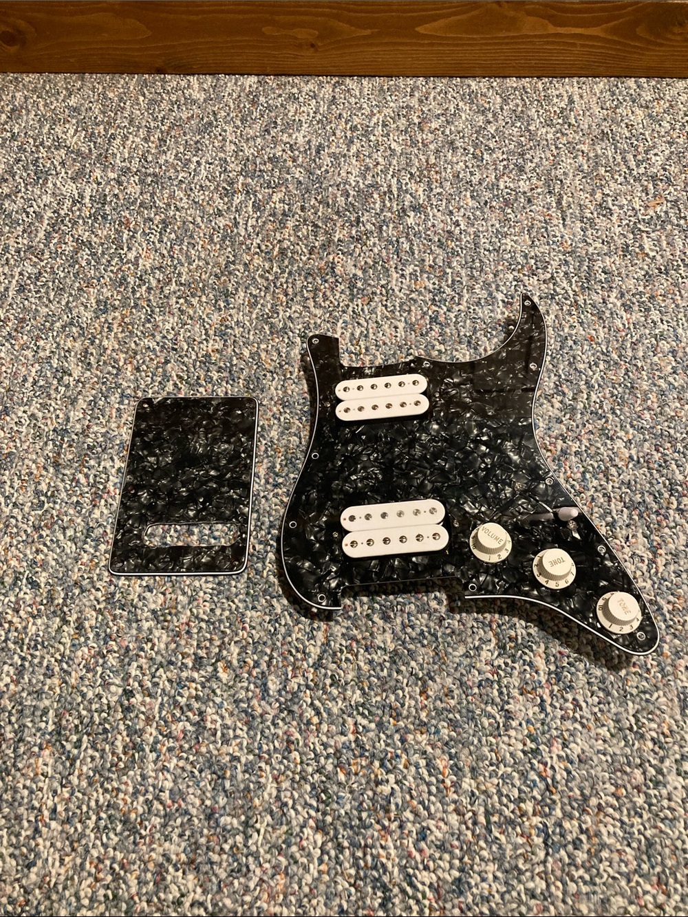 Fender Stratocaster Black Pearl Strat-Style Pickguard with White Humbuckers